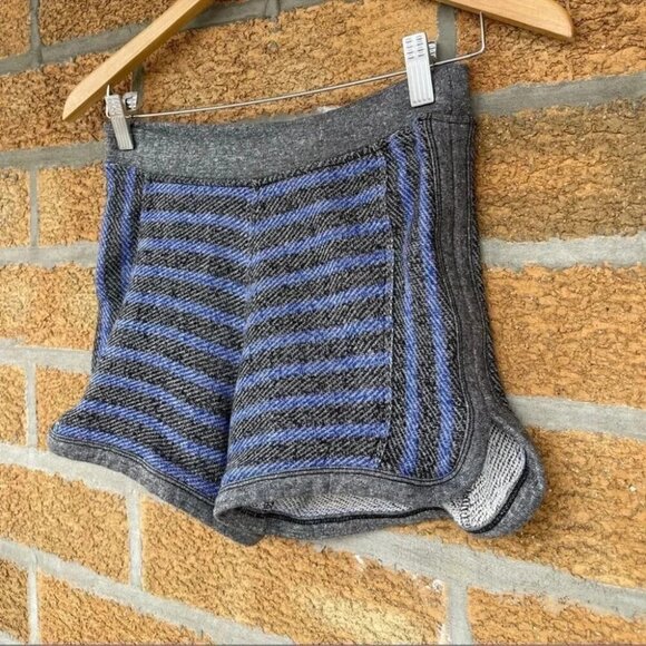 T By Alexander Wang Set Blue Striped Long Sleeve Sweatshirt and shorts XS - Picture 10 of 13